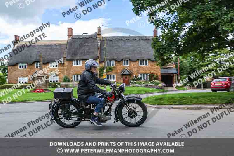 Vintage motorcycle club;eventdigitalimages;no limits trackdays;peter wileman photography;vintage motocycles;vmcc banbury run photographs